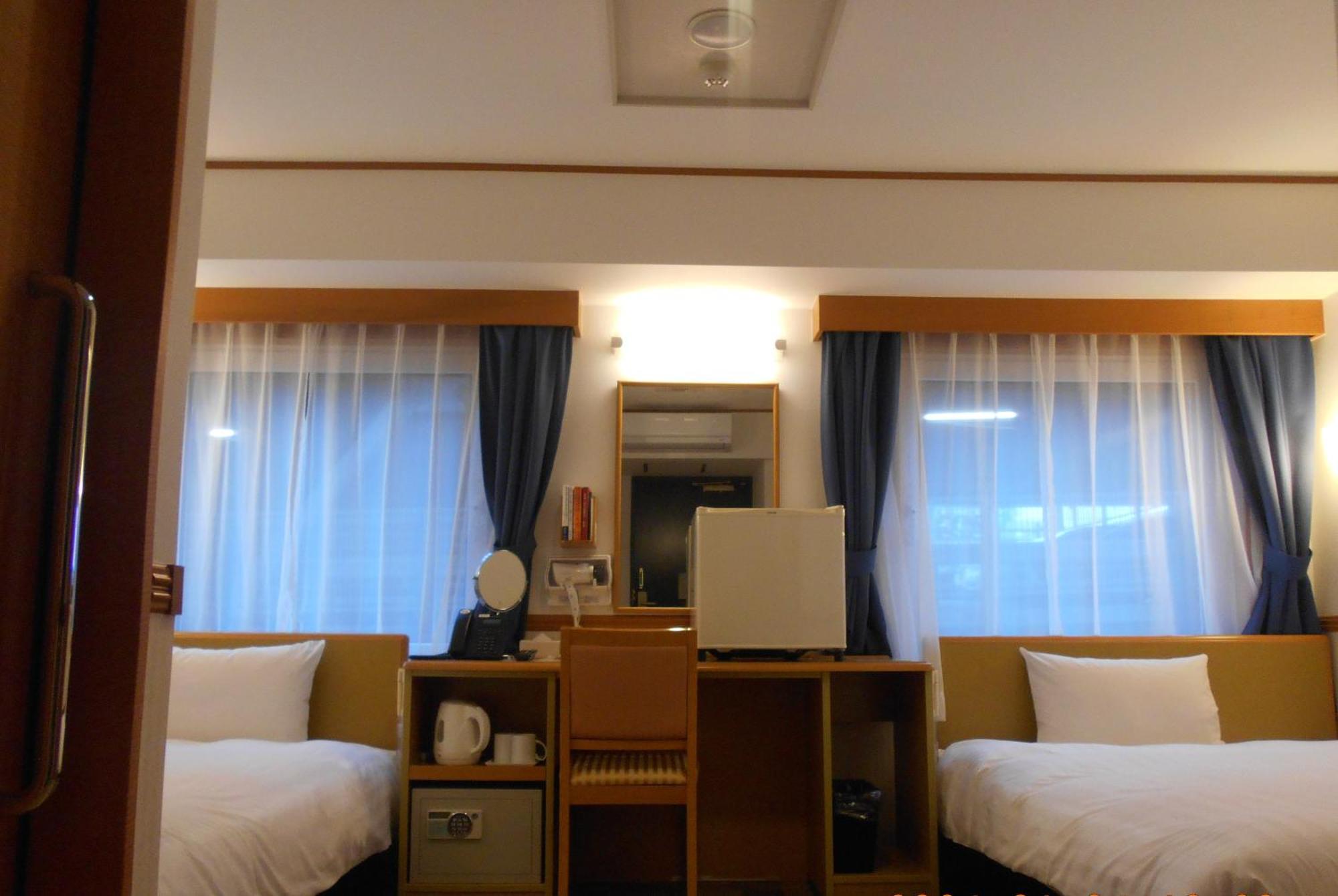 Toyoko Inn Niigata Furumachi Zewnętrze zdjęcie